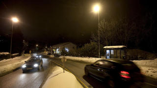 KIDNAPPING: Kvinnen ringte politiet og sa hun ble kidnappet ved denne bussholdeplassen. Foto: Henning Lilleg�rd/Dagbladet