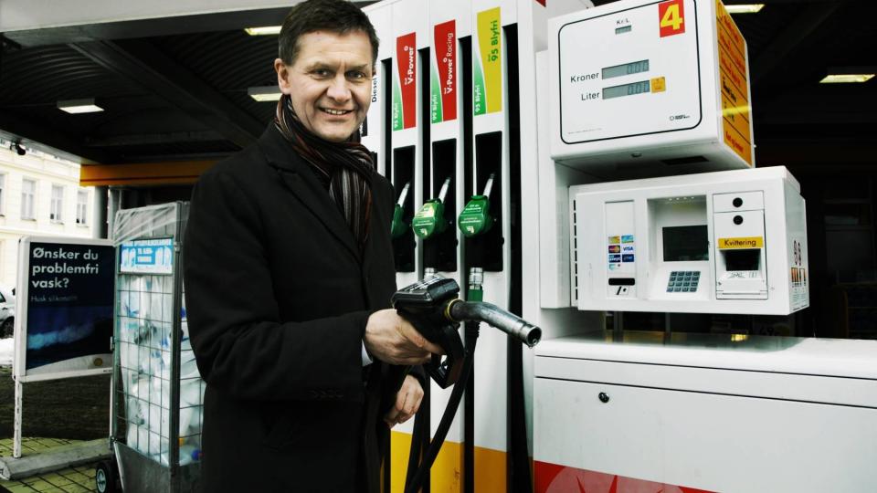 DU M� BETALE MER: Erik Solheim varsler en t�ff klimakur for nordmenn flest. Foto: Steinar Buholm/ Dagbladet.
