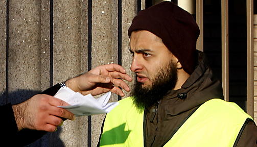 ADVARTE OM NYTT 9/11: Mohyeldeen Mohammad ble kjent etter en demonstrasjon mot Dagbladets trykking av Muhammed-karikaturene, hvor han advarte mot at vi kunne f� et 11. september eller 7. juni i Norge.
Foto: Bj�rn Langsem / DAGBLADET.