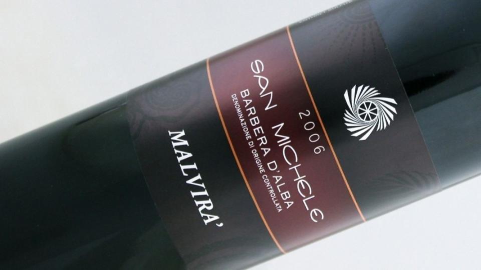 BARBERA: Barbera-druen n�r sitt h�ydepunkt i vindistriktene rundt Alba og Asti i Piemonte. Foto: Arnie Stalheim/Klikk.no