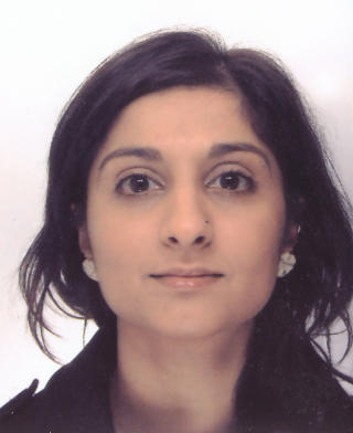 FORTSATT SAVNET: Faiza Ashraf (26) er fortsatt ikke funnet. FOTO: Politiet/Privat