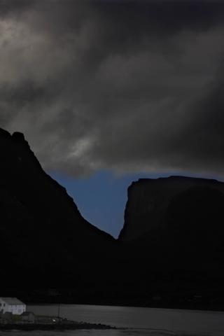RAMBERG I LOFOTEN: En overskyet ettermiddag i Ramberg, 2009.