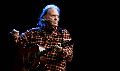 I BADET: Neil Young, fotografert sommeren 2009 i Oslo. Alle foto: Hans Arne Vedlog
