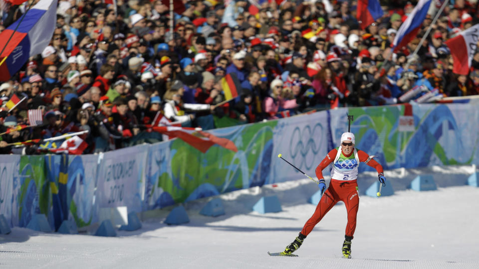 ALENE P� TOPP: Tora Berger gikk f�rst over m�l av alle l�perne, og var ogs� f�rst da tidene skulle sammenliknes. Suverent OL-gull.Foto: SCANPIX/AP /Andrew Medichini