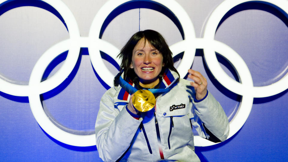 KAN BLI HISTORISK: Marit Bj�rgen med gullmedalje hun tok i kvinnenes skiathlon i langrenn i Whistler Olympic Park under OL i Vancouver 2010 fredag. N� velger hun � droppe lagsprinten.
Foto: Heiko Junge / Scanpix