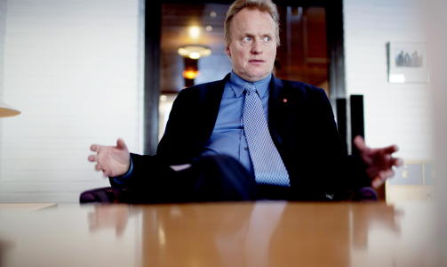 BETYR MYE:- Kinas utvikling har stor betyding for hvordan verden blir n�r det gjelder klima og �konomisk utvikling. � ha direkte kontakt med den herskende tenkningen der, betyr mye for oss, sier Raymond Johansen til Dagbladet. Foto: SCANPIX
