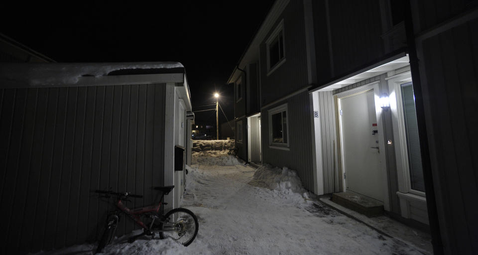 BUNDET FAST: Barnevernet deltok p� et m�te mellom barn og foreldre p� Borgenhaugen utenfor Sarpsborg sentrum da maskerte menn stormet huset. De tok med seg barna og bandt fast barnevernspersonalet. Foto: John T. Pedersen/Dagbladet