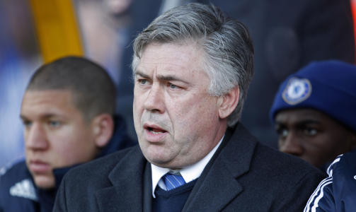 SPYDIG: Chelsea-sjef Carlo Ancelotti er ikke medlem av Mourinhos fanklubb. Foto: AFP/IAN KINGTON