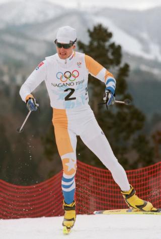 IMPONERT: Niklas Jonsson skryter av Petter Northugs taktikkeri. Foto: EPA