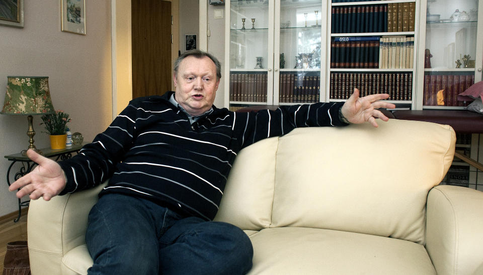 VIL HA JENS I TALE: Lasse Svendsen p� Lambertseter i Oslo skulle gjerne ha spurt statsministeren selv om hvorfor han som uf�retrygdet ikke blir sittende igjen med mer i l�nn, n�r han gj�r som Jens Stoltenberg sier, og g�r ut i jobb noen dager i uka. Foto: Henning Lilleg�rd / Dagbladet
