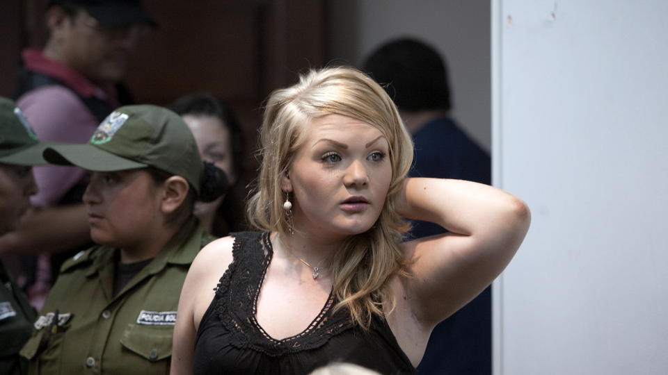 UTEN ST�TTE: Stina Brendemo Hagen (19) f�r ikke �konomisk bistand til advokat verken i Bolivia eller i Norge. Her er hun under rettssaken som ble utsatt i desember. Foto: Henning Lilleg�rd