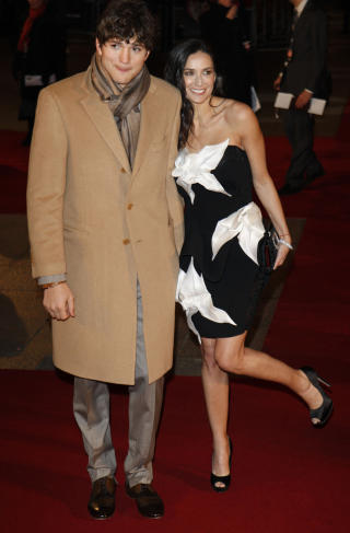 NETT-SAVVY: Ashton Kutcher, her med sin minst like ber�mte hustru Demi Moore Foto: SCANPIX/AP Photo/Sang Tan