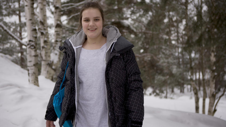HJEMME IGJEN:
�tte m�neder etter den dramatiske bilulykken avsluttet Susanne Auke (14) i forrige uke treningsoppholdet p� Sunnaas Sykehus. Fjorten�ringen er n� i fin form og klar for � flytte hjem og begynne p� skolen igjen. Foto: brunstad.org / SCANPIX