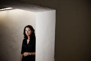 MER FOKUS: Helen Grey, leder av Halo Trust, sier mer finansiering m� til for � gj�re Mosambik minefritt: - Det er en overkommelig krig, sier hun til Dagbladet. Foto: Sigurd Fandango
