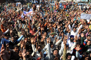24 MILLIONER KRISTNE: S�rlig i nordn�st er kristne en stor gruppe. Sammen med sikhene og muslimene f�ler de seg forfulgt i det hindu-dominerte landet. Foto: AFP/NARINDER NANU