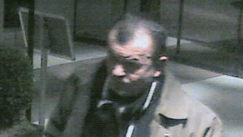 - M�TTE ALDRI SITT OFFER F�R DRAPET: Politiet mener dette er drapsmannen, 58 �r gamle Marian Clita (58) fra Romania. Politiet tror han var p� tyveritokt p� hotellet og at han drepte Vera Vildmyren (42) for en mobiltelefon og litt sm�penger. Foto: Dansk politi