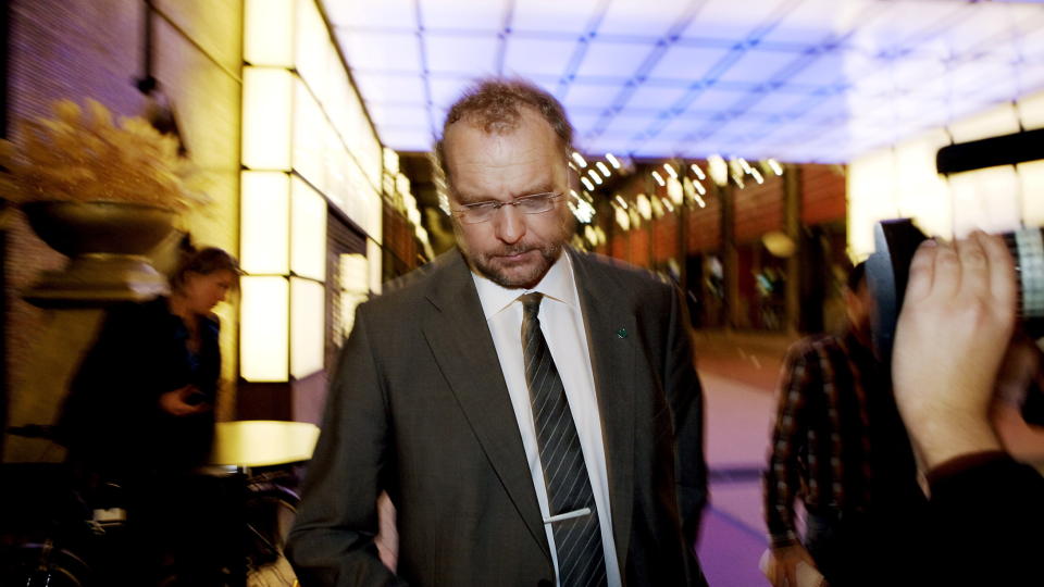 NY BOK: Lars Sponheim annonserte p� Venstres valgvake i h�st, at han ville gi seg som leder i partiet. N� har det kommet bok om den omstridte og popul�re partilederen og tidligere statsr�den. Foto: Torbj�rn G�nning / Dagbladet