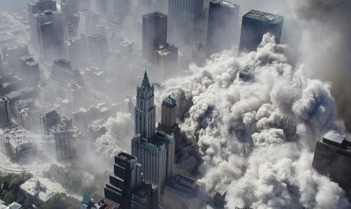 FABRIKERT? Irans president Mahmoud Ahmadinejad mener terrorangrepet 11. september var kalkulert for � rettferdiggj�re USAs krig mot terror. Foto: Reuters/NYPD via ABC News