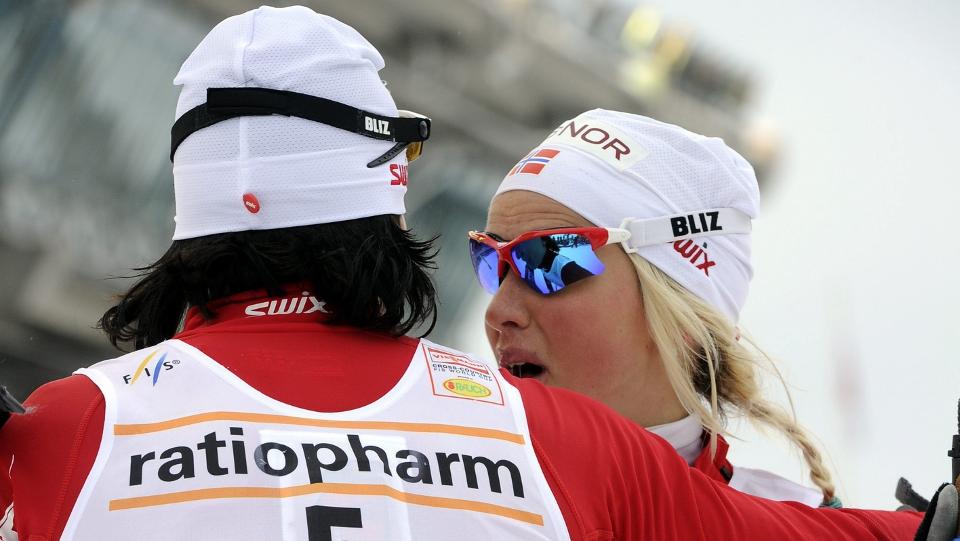I STORFORM: Marit Bj�rgen, Therese Johaug og det norske stafettlaget.
Foto: Sari Gustafsson / Lehtikuva / Scanpix