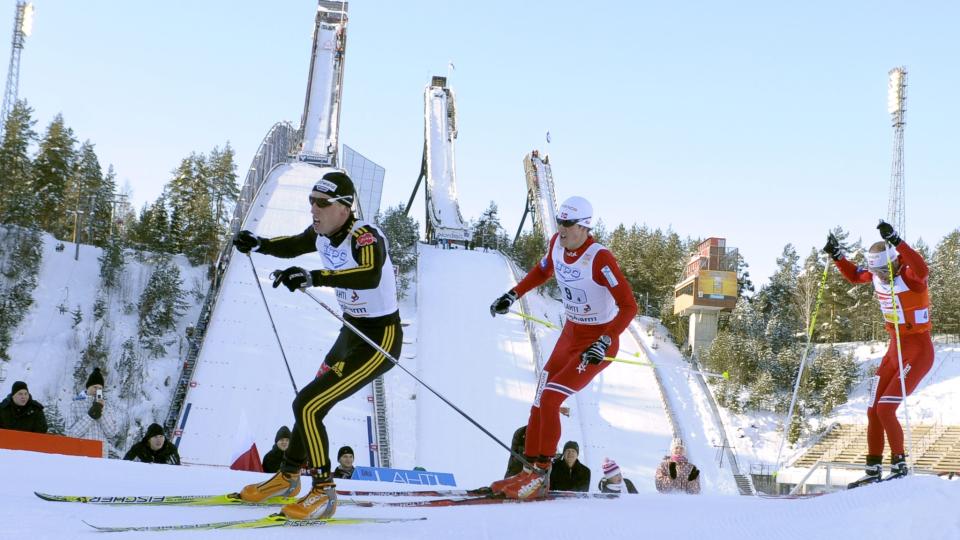 DOBBELT: Tyske Tim Tschranke gikk f�rst inn p� stadion i Lahti, men Kristian Tennemo og Tord Asle Gjerdalen gjorde til slutt opp om seieren. Tennemo trakk det lengste str�et.Foto: SCANPIX/EPA/Markku Ojala