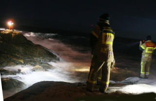 DRAMATISK: Redningsmannskaper og sykehuspersonell kunne ikke redde de to jentene. Foto: Scanpix