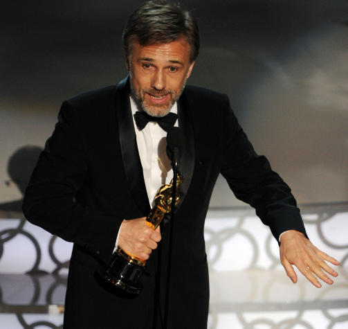 BESTE BIROLLE: Christoph Waltz takket regiss�r Quentin Tarantino da han hentet pris for beste mannlige birolle. FOTO: SCANPIX/AFP