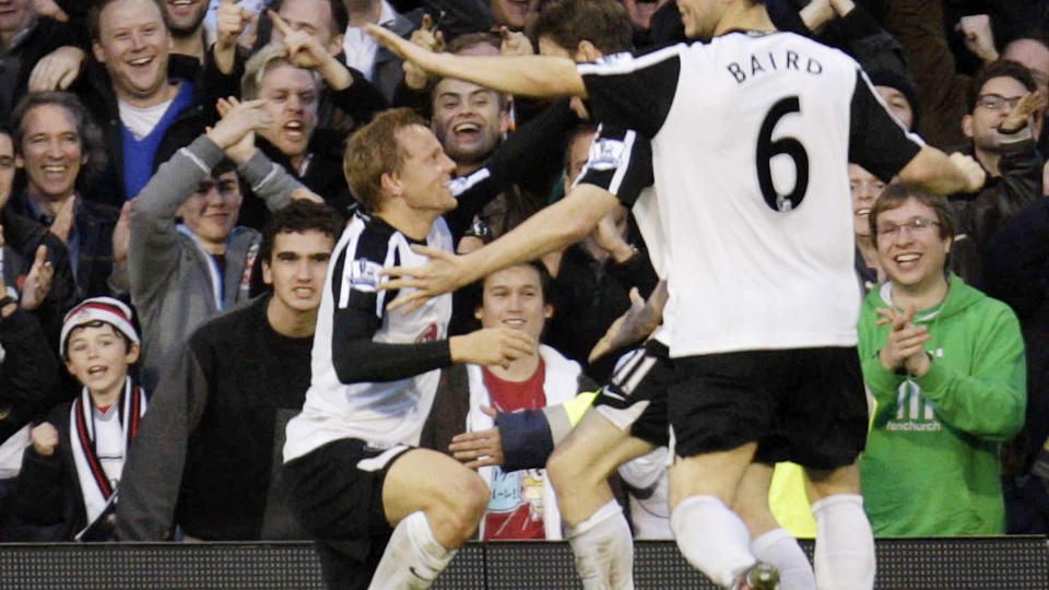 AVSLUTTER KARRIEREN I VIKING?: If�lge Stavanger Aftenblad er Erik Nevland inne i sin siste sesong i Fulham. Foto:   AP Photo/Lefteris Pitarakis