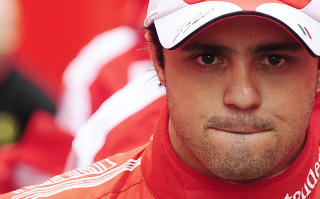 TONER NED KRITIKKEN:  Brasilianske Felipe Massa justerer ned kritikken mot de nye tregere lagene som har meldt seg p� i �r, og �nsker dem n� velkomne. Foto: SCANPIX/AP