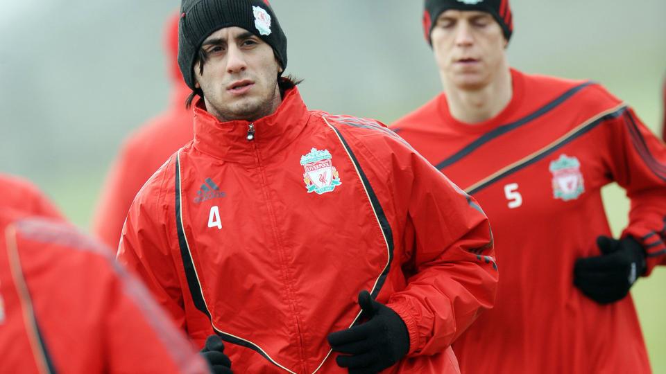 I KULDA: Alberto Aquilanis f�rstesesong har ikke v�rt noen Liverpool-dr�m, men manager Rafa Benitez bedyrer at italieneren forst�r de langsiktige mulighetene p� Anfield.Foto: SCANPIX/AFP/PAUL ELLIS