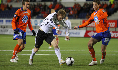 TILBAKE I RBK: Rosenborg har f�tt Fredrik Winsnes tilbake p� midtbanen, men Rekdal tror tr�nderne er omtrent som i fjor�rssesongen. 
Foto: Svein Ove Ekornesv�g / Scanpix