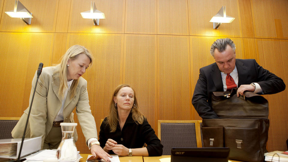M�TTE SVARE FOR SEG: Anne Cecilie Hopstock, Khalid Skahs ekskone m�tte i dag forklare seg i Oslo tingrett. Foto: Jon Terje Hellgren/Dagbladet