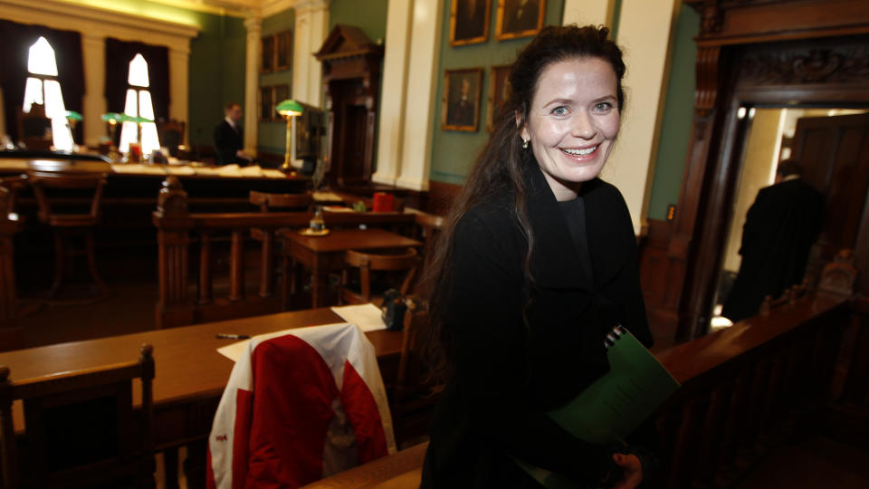 SPENT: G�rild Mauseth i retten, da H�yesterett skulle behandle saken hun har anlagt mot NRK. Foto: SCANPIX