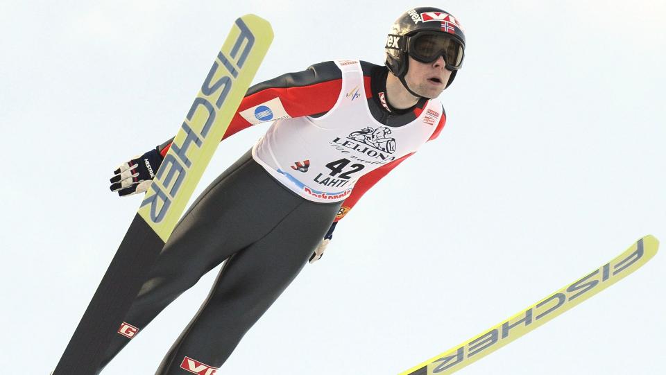 P� VEI MOT FORMEN: Anders Jacobsen fulgte opp en skuffende Lahti-konkurranse med tredjeplass i Kuopio.Foto: Sari Gustafsson / Lehtikuva / Scanpix
