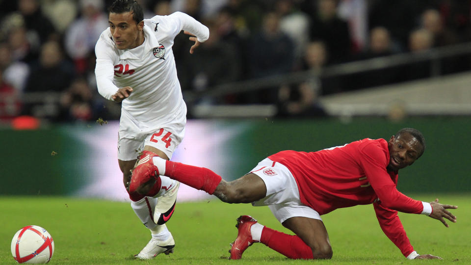 KAN F� BOT: Shaun Wright-Phillips (t.h), her for England mot Egypt, skal ha f�tt hjelp av en agent uten rett lisens da han ble solgt fra Manchester City i 2005. Foto: REUTERS/Eddie Keogh