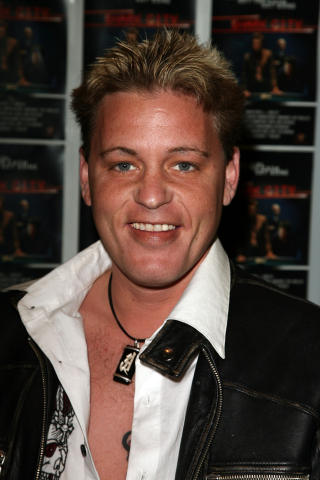 BLE BARE 38: Corey Haim er den siste i en rekke Hollywood-stjerner som d�r unge. Foto: STELLA PICTURES