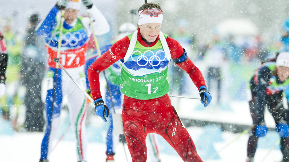 SIKKER ANKERMANN: Tarjei B� skj�t og gikk Norge til seier p� den blandede stafetten i Kontiolahti.Foto: Heiko Junge / Scanpix