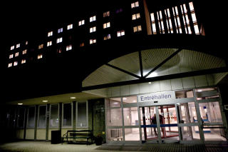 MISTENKELIGE D�DSFALL:  Ved Akutgeriatrisk avdelning p� Centrallasarettet i V�xj� arbeidet den norske legen som er mistenkt for ett d�sfall p� sykehuset, og etterforskes for ytterligere 78.
Foto: Torbj�rn Gr�nning  / Dagbladet