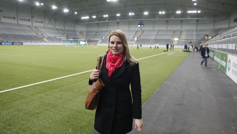 ANKERKVINNE: Ida-Marie Vatn gleder seg til en ny sesong i Tippeligaen. Hun skal lede magasindelen av FotballXtra p� TV 2.Foto: Bj�rn Langsem/Dagbladet