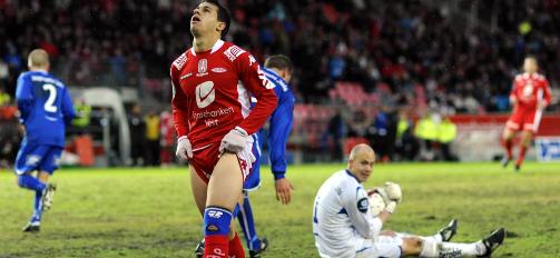 LO SIST: Per Morten Kristiansen kan koste p� seg et glis etter nok en gang � ha stoppet Diego Guastavinos fors�k. Foto: Digitalsport
