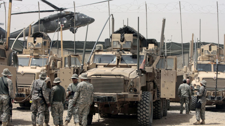 GJENOPPBYGNING: Hensikten med amerikansk tilstedev�relse i Irak er � bygge opp landet. Slik har det ikke alltid g�tt. Foto: AFP PHOTO/AHMAD AL-RUBAYE/SCANPIX