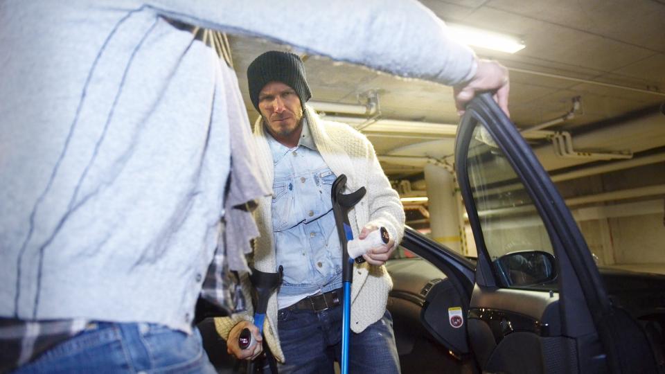 OPERERT I TURKU: David Beckham ble i kveld operert p� et privat sykehus i den finske byen Turku. Foto: Marttiina Sairanen / SCANPIX