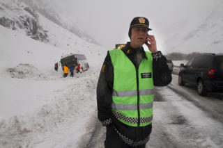 -INGEN FYSISK SKADD: Det var totalt 19 personer i bussen. Foto: Olav �ygard/Dagbladet