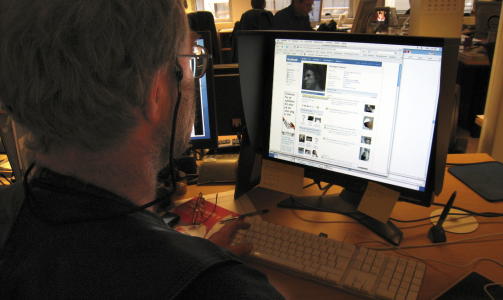 STOREBROR SER DEG: Etterretningstjenestene bruker Facebook og andre sosiale medier aktivt. Illustrasjonsfoto: Geir B�lstad/Dagbladet