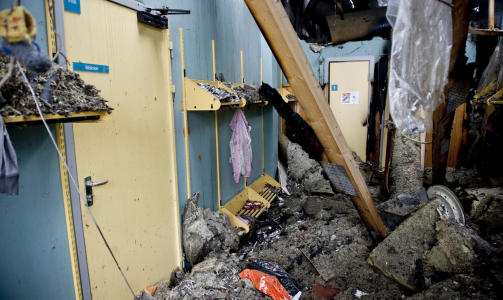 ALT �DELAGT:Slik ser T�rn�sen barneskole ut fra innsiden etter brannen. FOTO: �istein Norum Monsen.