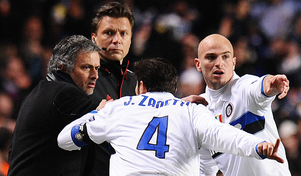 TAKTISK TRIUMF: Jos� Mourinho gikk rett i strupen p� Chelsea med en ultraoffensiv lagoppstilling, og den portugiseren lyktes til fulle med taktikken.Foto: SCANPIX/AFP PHOTO/Carl de Souza