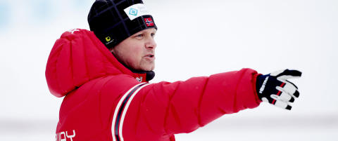 Hevder l�perne vil fjerne sportssjefen
