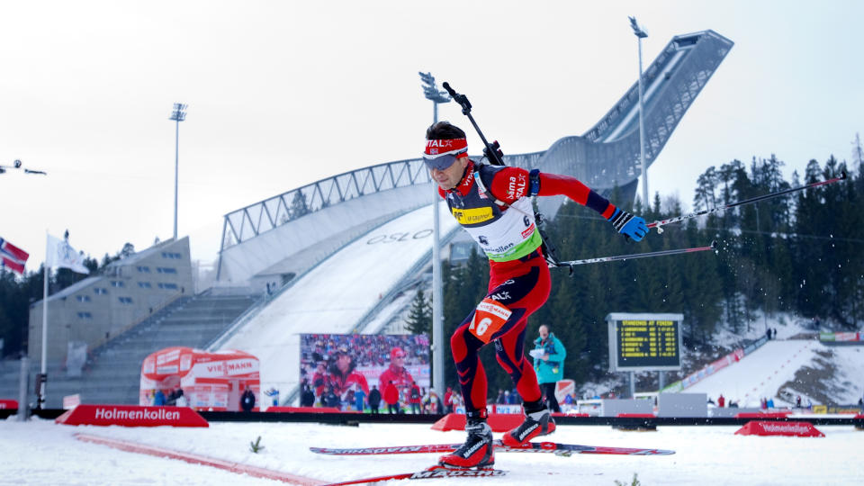 BLE NUMMER 54: Ole Einar Bj�rndalen trodde greide s�vidt � komme blant de 60 som f�r lov til � g� l�rdagens jaktstart. Skiskytterkongen er inne i en blindgate og sliter med � finne ut hvorfor.  
Foto: Kyrre Lien / Scanpix