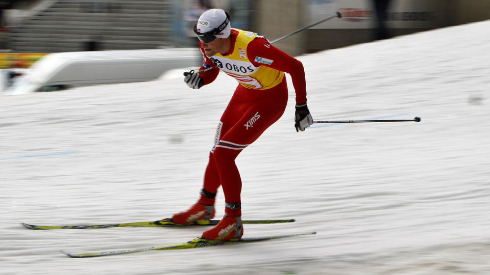 PREGET AV SPRINTEN? Petter Northug staket seg til 2. plass onsdag, og kjente det fortsatt i armene i g�r. Det ble en 4. plass p� prologen i dag. Foto: Scanpix/AFP