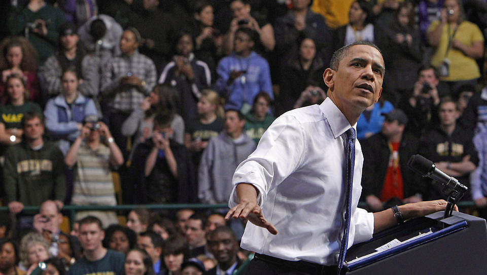 TROR P� FLERTALL:   USAs president Barack Obama holdt i dag en tale i Fairfax hvor han forsikret om at hans omstridte helsereform endelig vil bli vedtatt i helgen. Foto: REUTERS/Scanpix