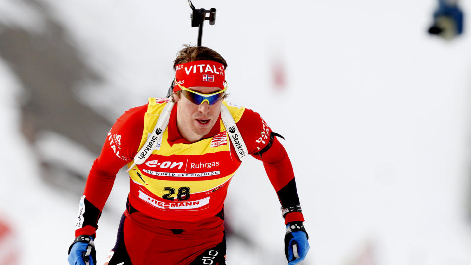 TREDJEPLASS: Emil Hegle Svendsen bommet to ganger, p� f�rste og siste skyting, og tok tredjeplassen p� skiskytterjaktstarten i Kollen. Franske Martin Fourcade vant igjen. Foto: Kyrre Lien / Scanpix